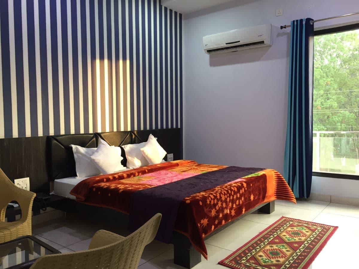 Oyo 30415 Hotel White City Anandpur  Exterior foto
